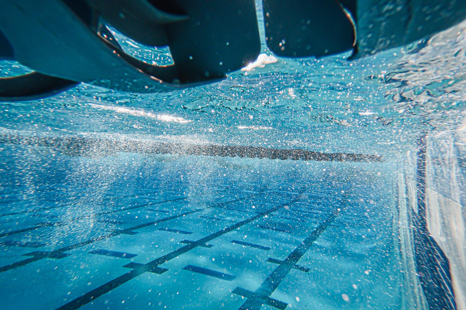 How To Get Chlorine Smell Out Of a Swimsuit?