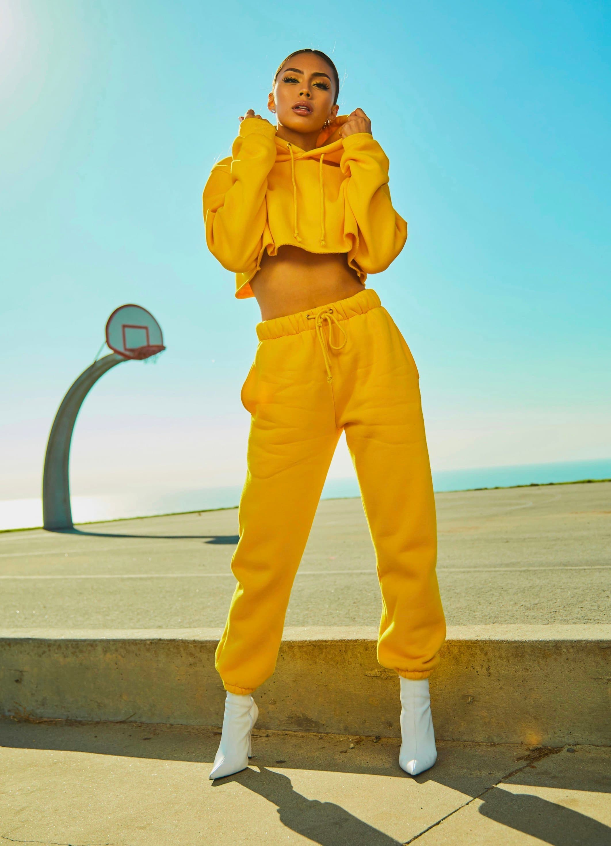 The Genderless Fashion Movement: Breaking Boundaries
